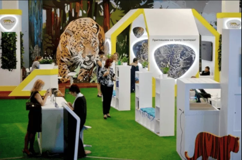 Attract Visitors to Your Exhibition Stand | Spur Creative