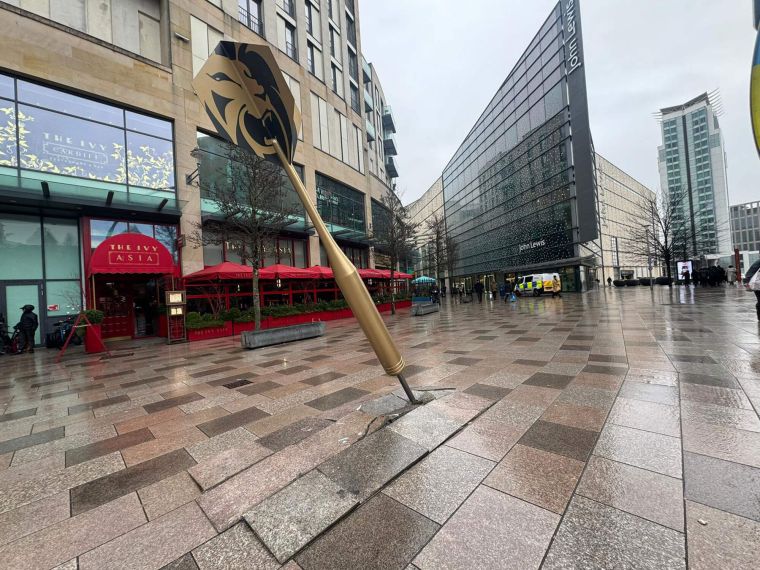 Giant Props | Large Props | Spur Creative